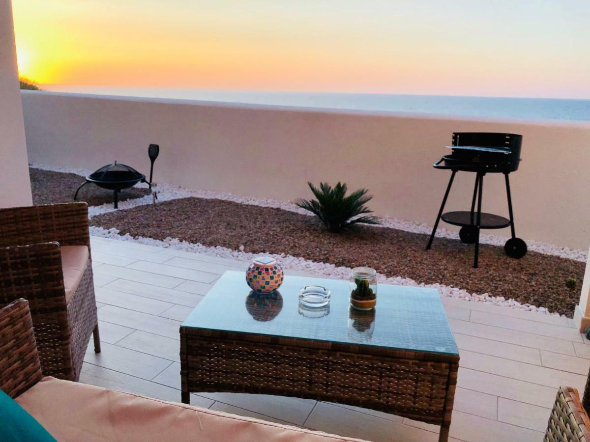 Apartment Tramonto Sea-Front Valledoria  Eksteriør billede